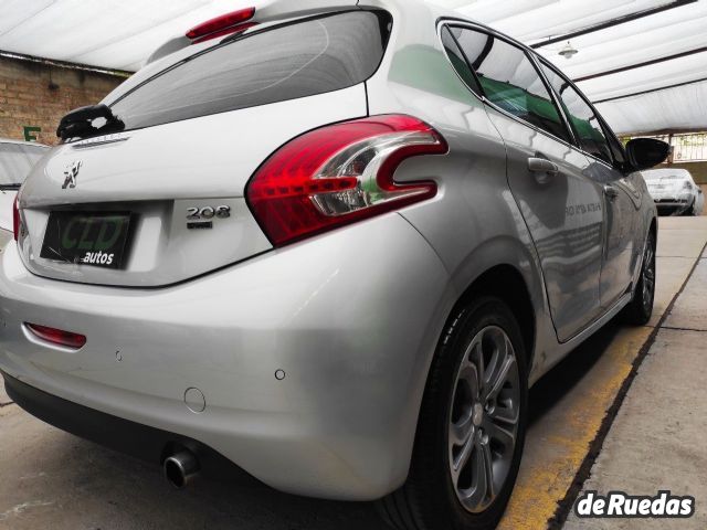 Peugeot 208 Usado en Mendoza, deRuedas