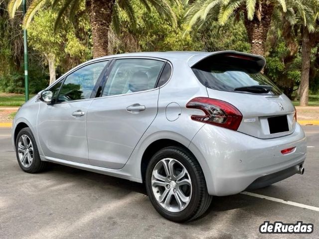 Peugeot 208 Usado en Mendoza, deRuedas