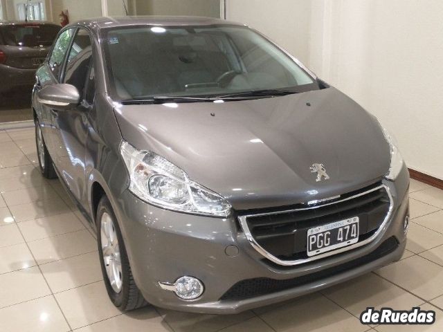 Peugeot 208 Usado en Mendoza, deRuedas