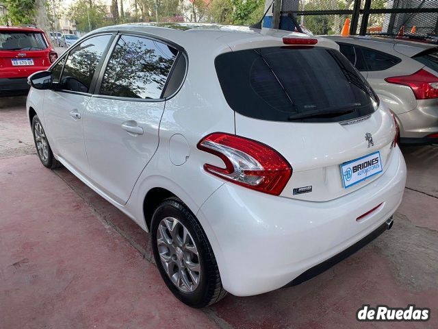 Peugeot 208 Usado en Mendoza, deRuedas