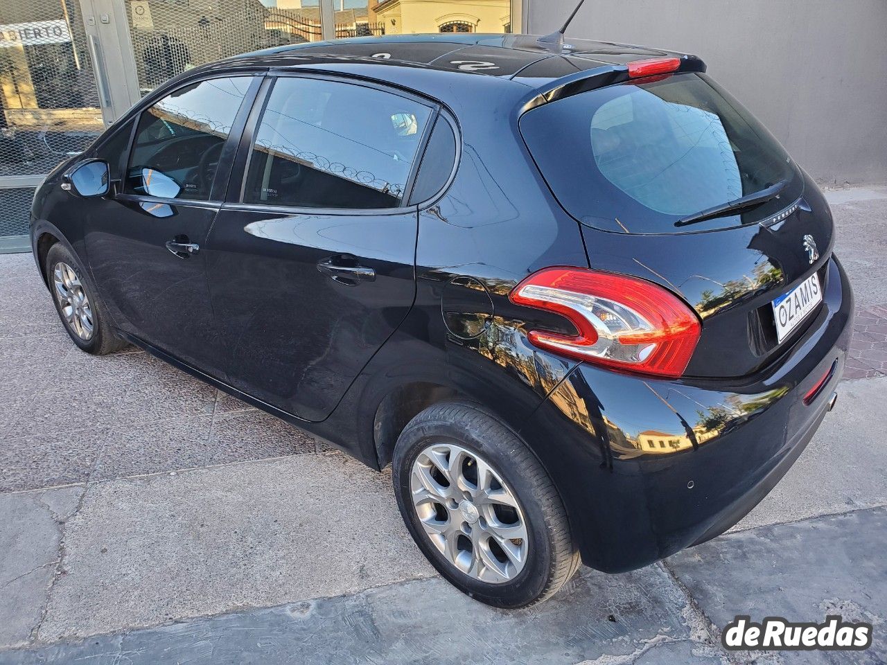 Peugeot 208 Usado en Mendoza, deRuedas