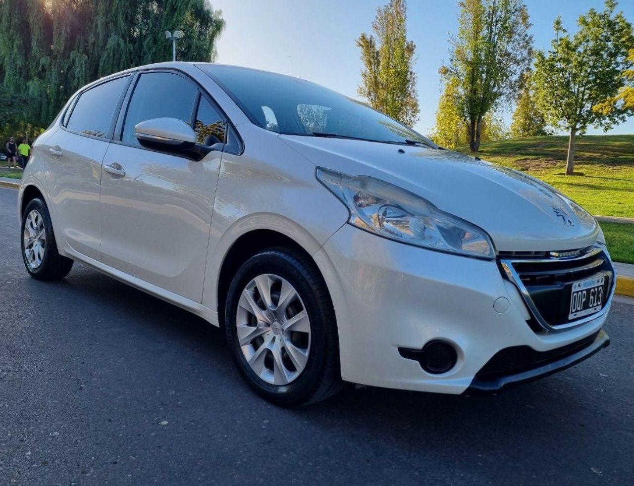 Peugeot 208 Usado en Mendoza, deRuedas