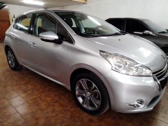 Peugeot 208 Usado en Córdoba