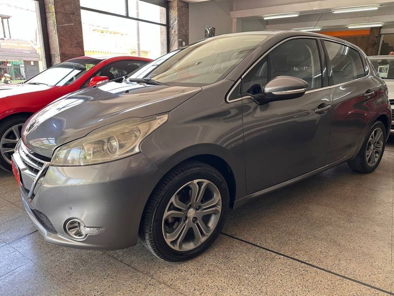 Peugeot 208 Usado en Mendoza, deRuedas