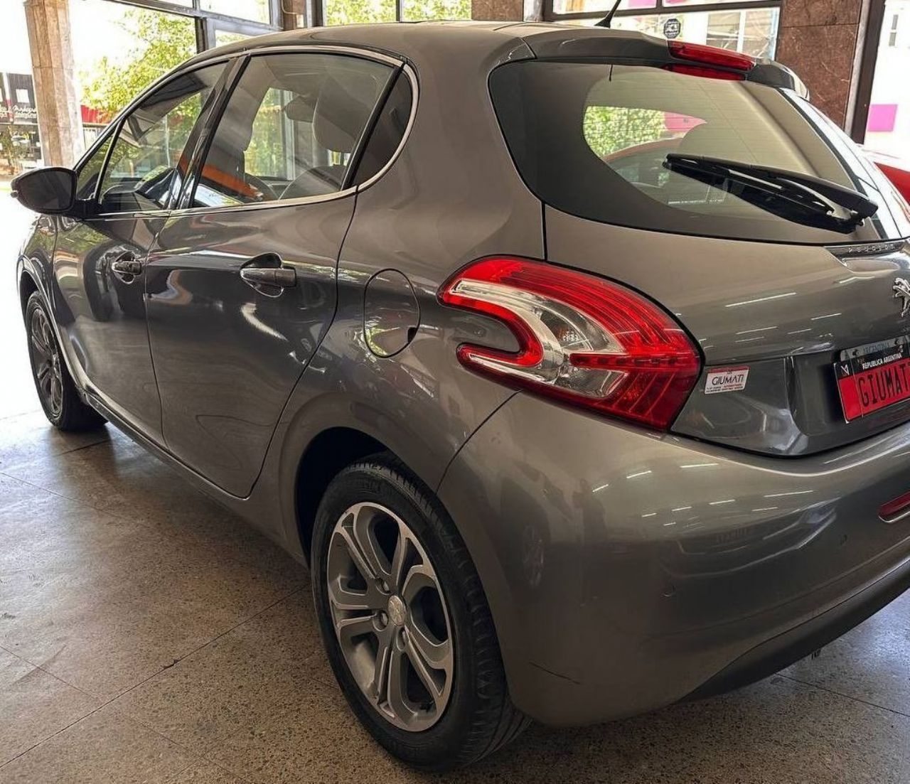 Peugeot 208 Usado en Mendoza, deRuedas