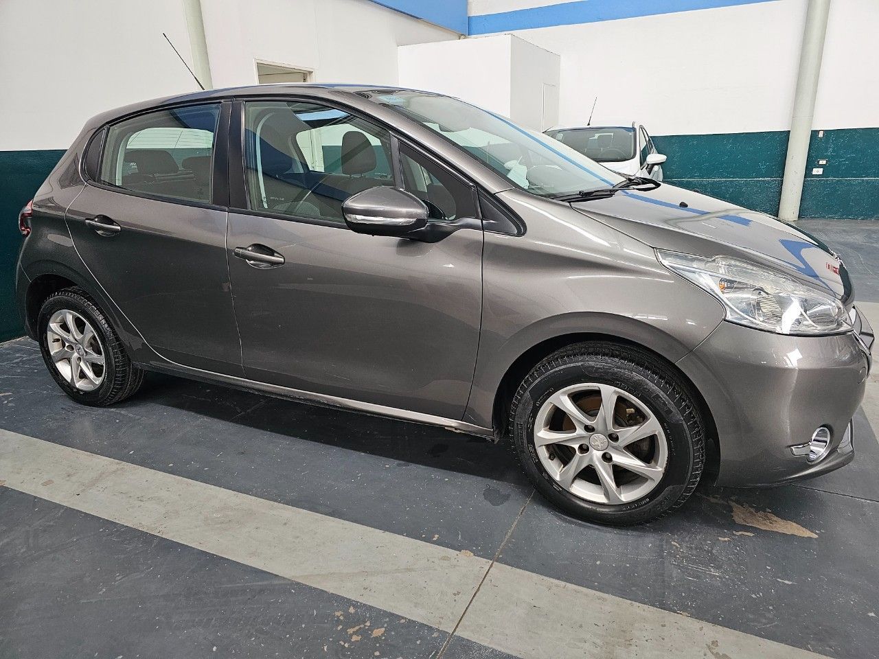 Peugeot 208 Usado en Mendoza, deRuedas