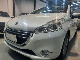 Peugeot 208 Usado en Mendoza Financiado
