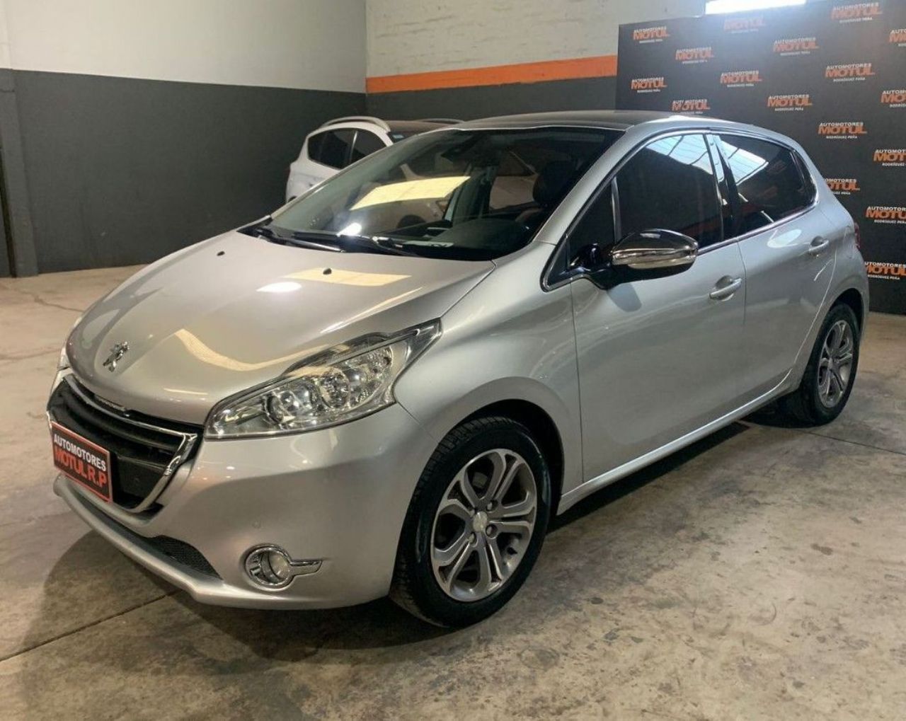 Peugeot 208 Usado en Mendoza, deRuedas