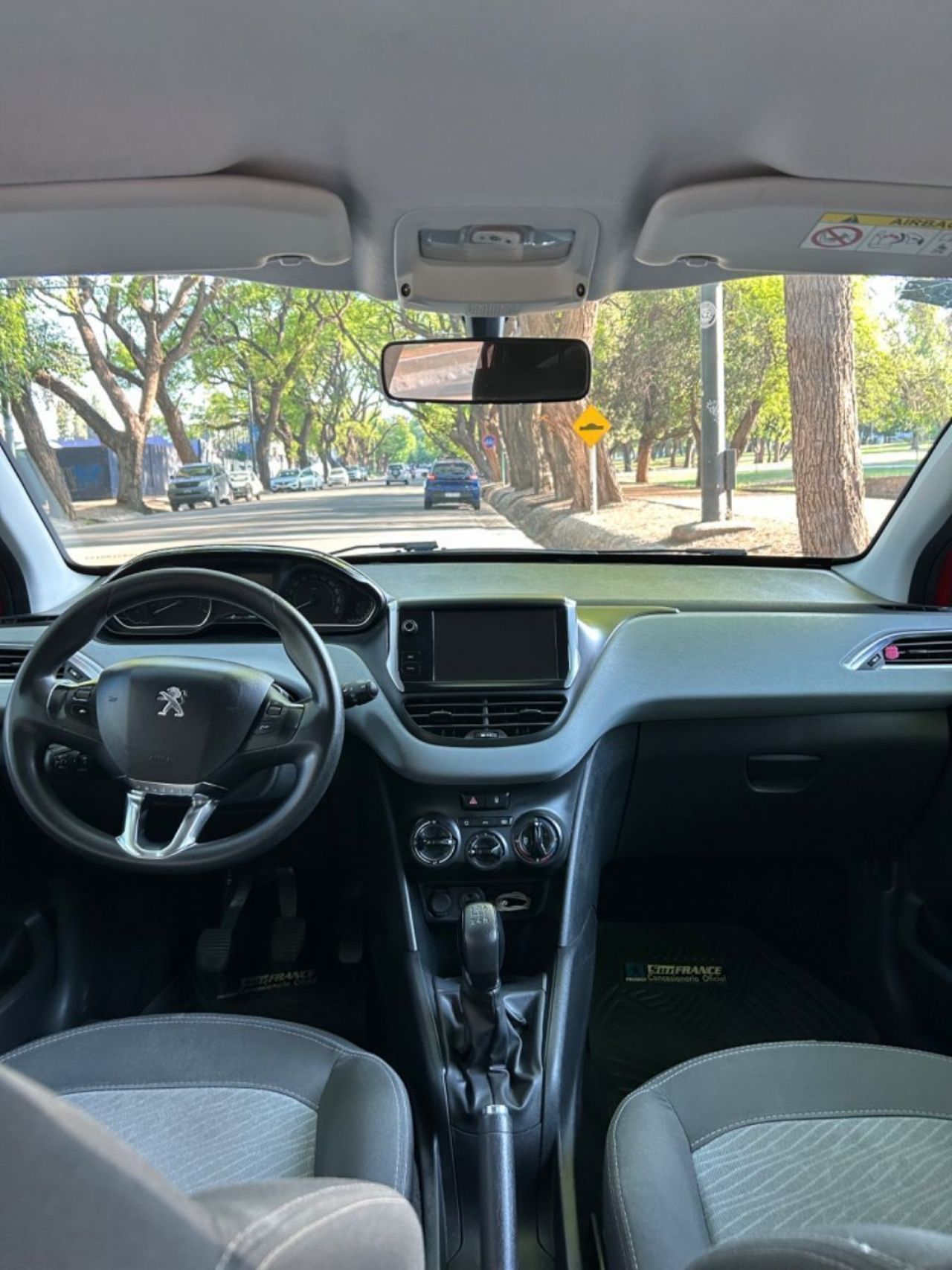 Peugeot 208 Usado en Mendoza, deRuedas