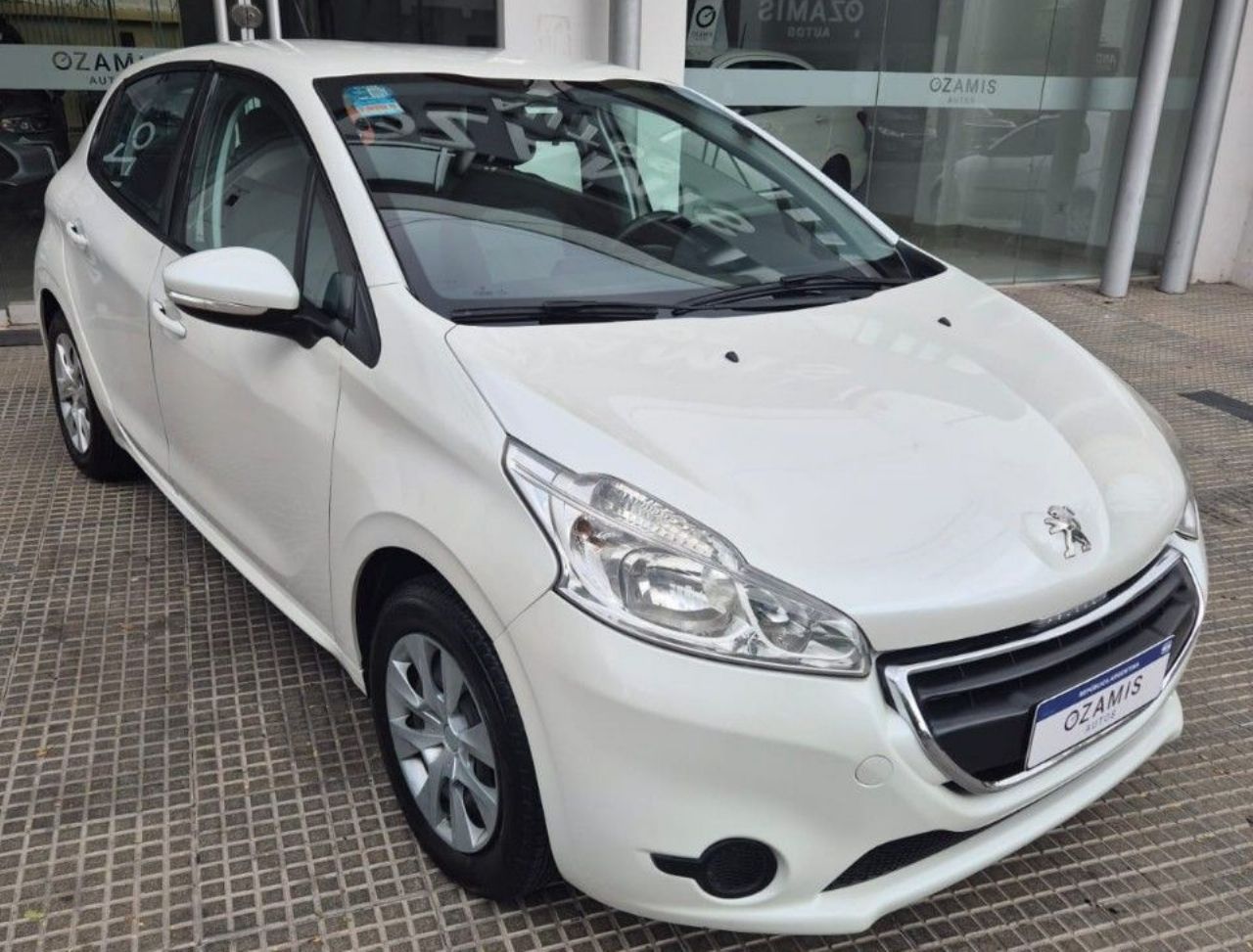 Peugeot 208 Usado Financiado en Mendoza, deRuedas