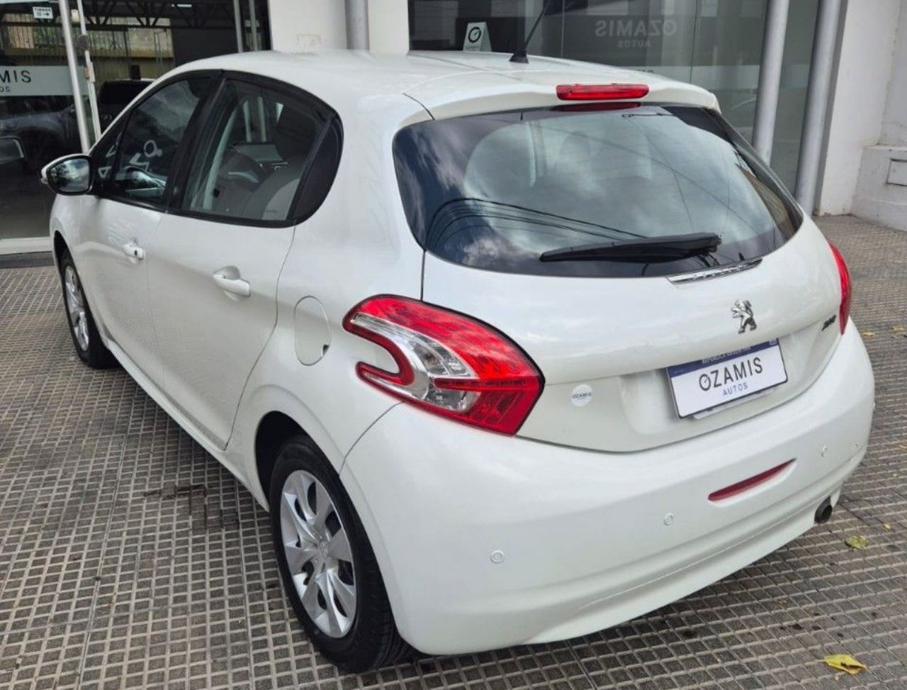 Peugeot 208 Usado Financiado en Mendoza, deRuedas