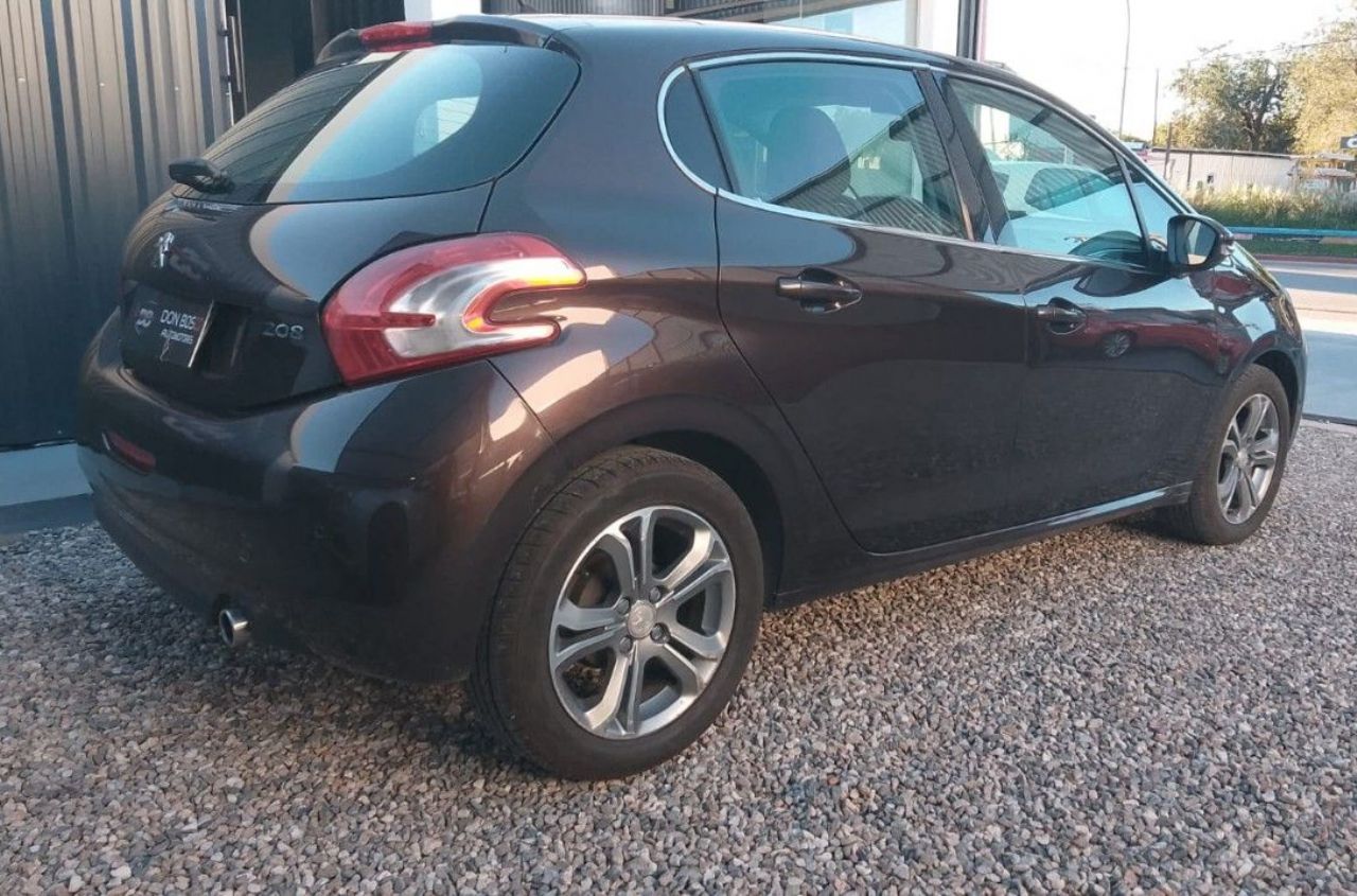 Peugeot 208 Usado Financiado en Córdoba, deRuedas