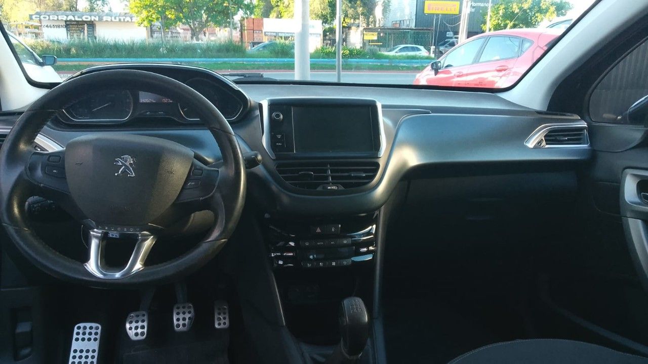 Peugeot 208 Usado Financiado en Córdoba, deRuedas