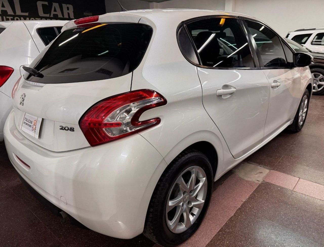 Peugeot 208 Usado Financiado en Mendoza, deRuedas