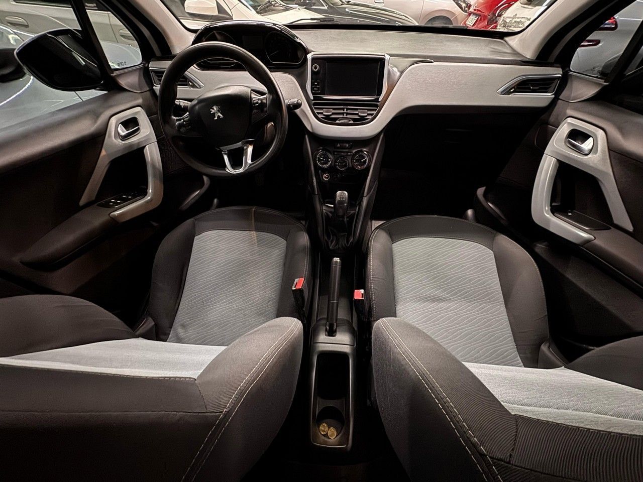 Peugeot 208 Usado Financiado en Mendoza, deRuedas