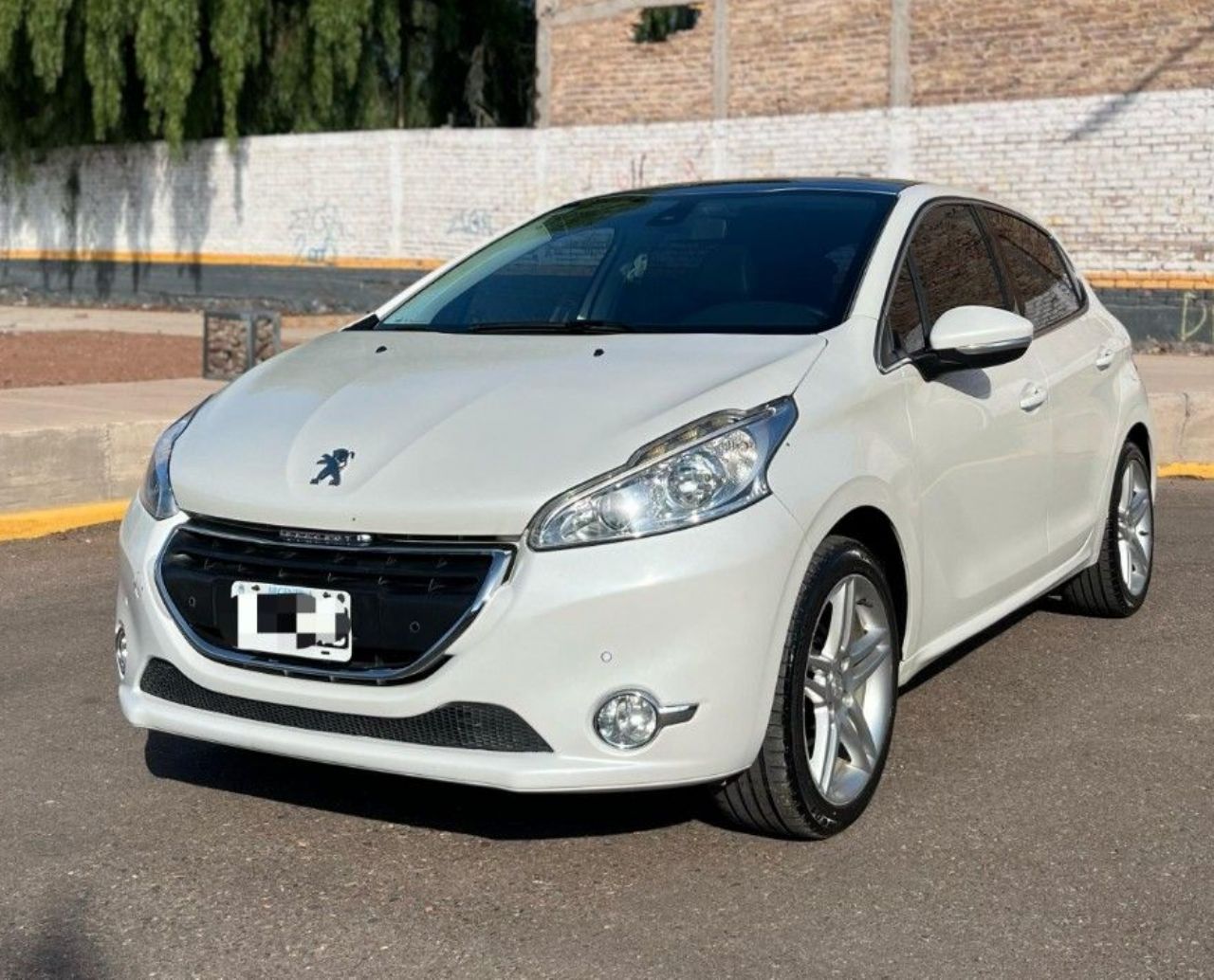 Peugeot 208 Usado Financiado en Mendoza, deRuedas