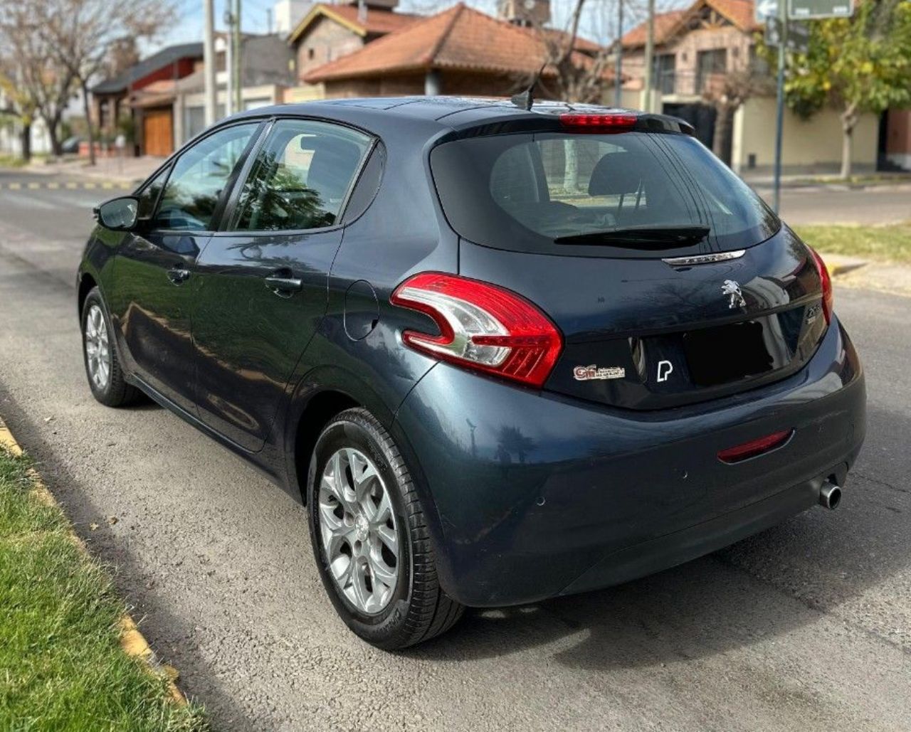 Peugeot 208 Usado en Mendoza, deRuedas