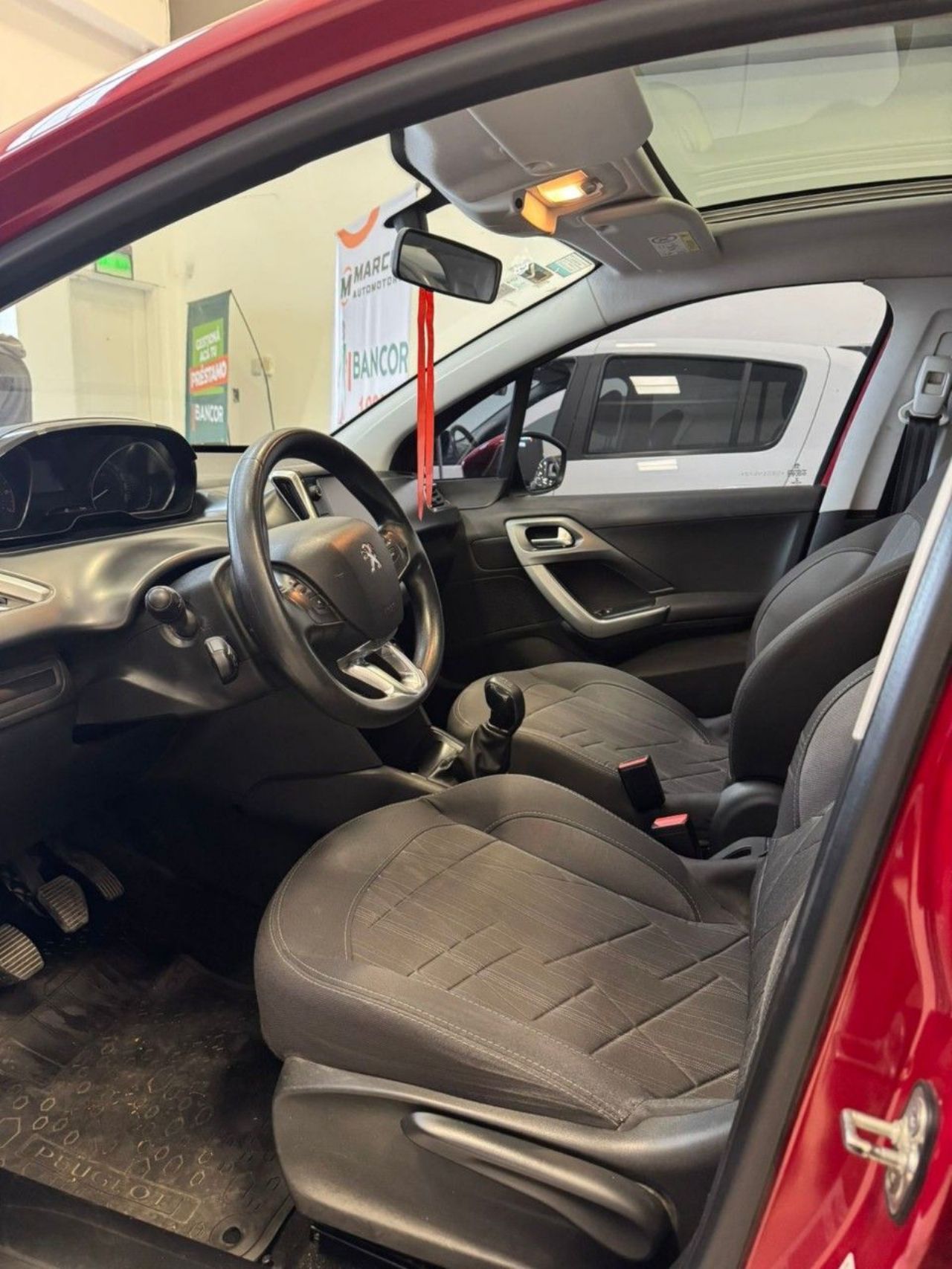 Peugeot 208 Usado Financiado en Córdoba, deRuedas