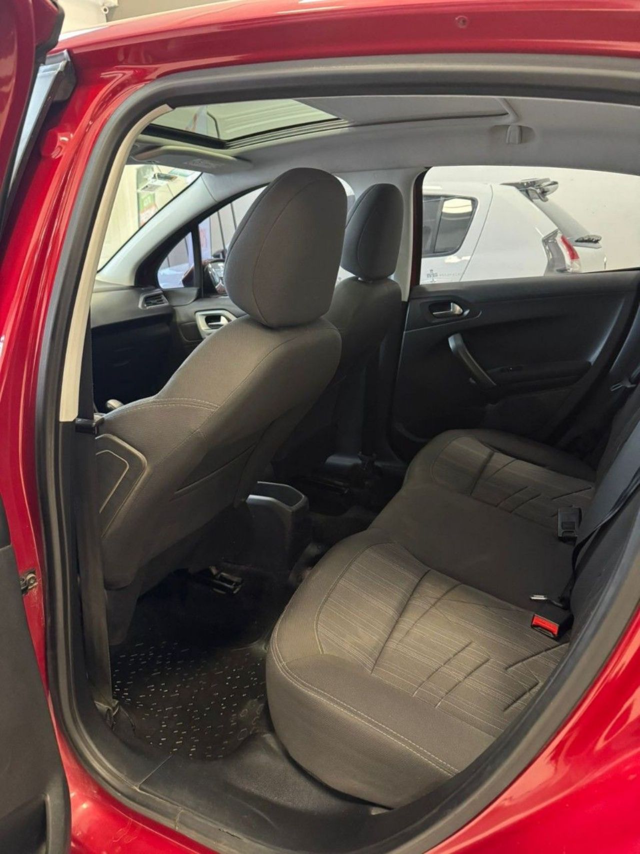 Peugeot 208 Usado Financiado en Córdoba, deRuedas