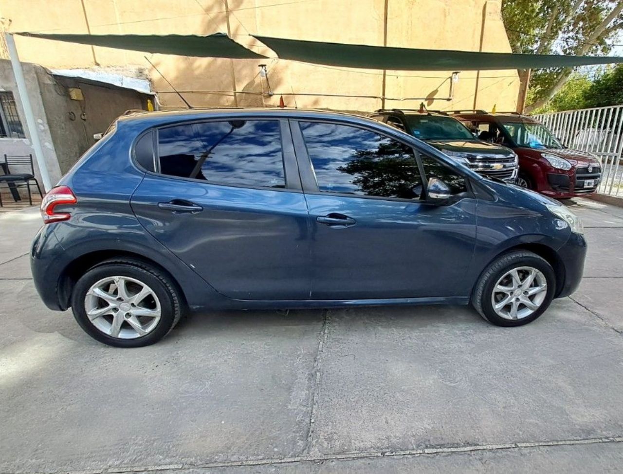Peugeot 208 Usado en San Juan, deRuedas
