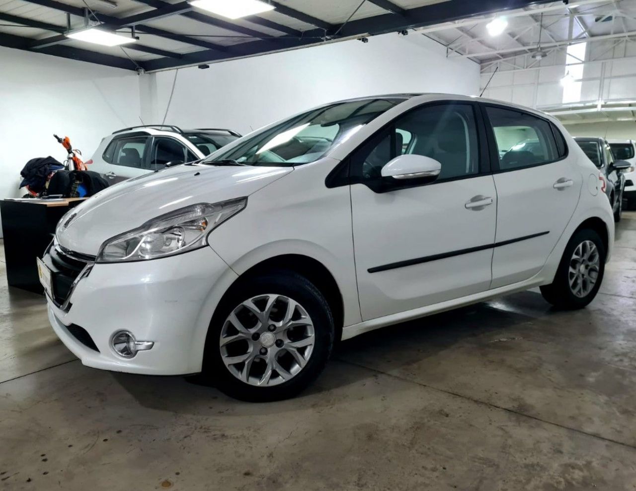 Peugeot 208 Usado en Mendoza, deRuedas