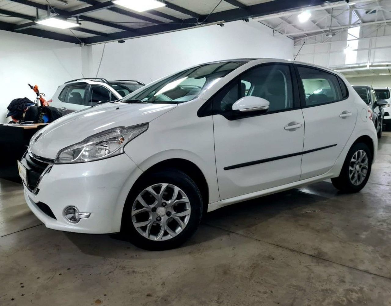 Peugeot 208 Usado en Mendoza, deRuedas
