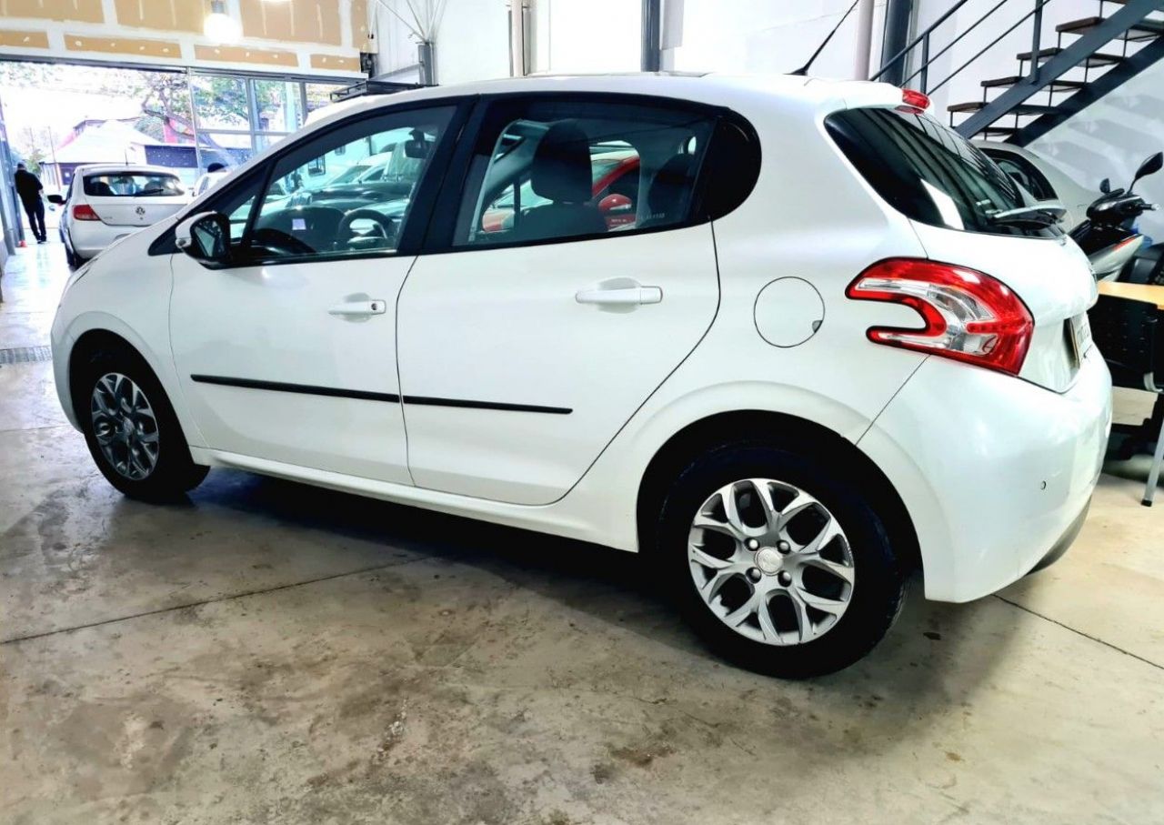 Peugeot 208 Usado en Mendoza, deRuedas