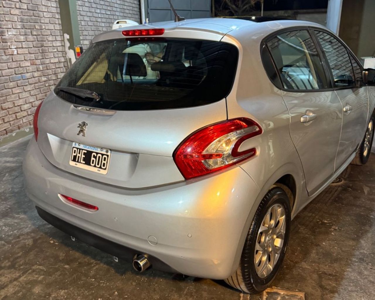 Peugeot 208 Usado en Mendoza, deRuedas