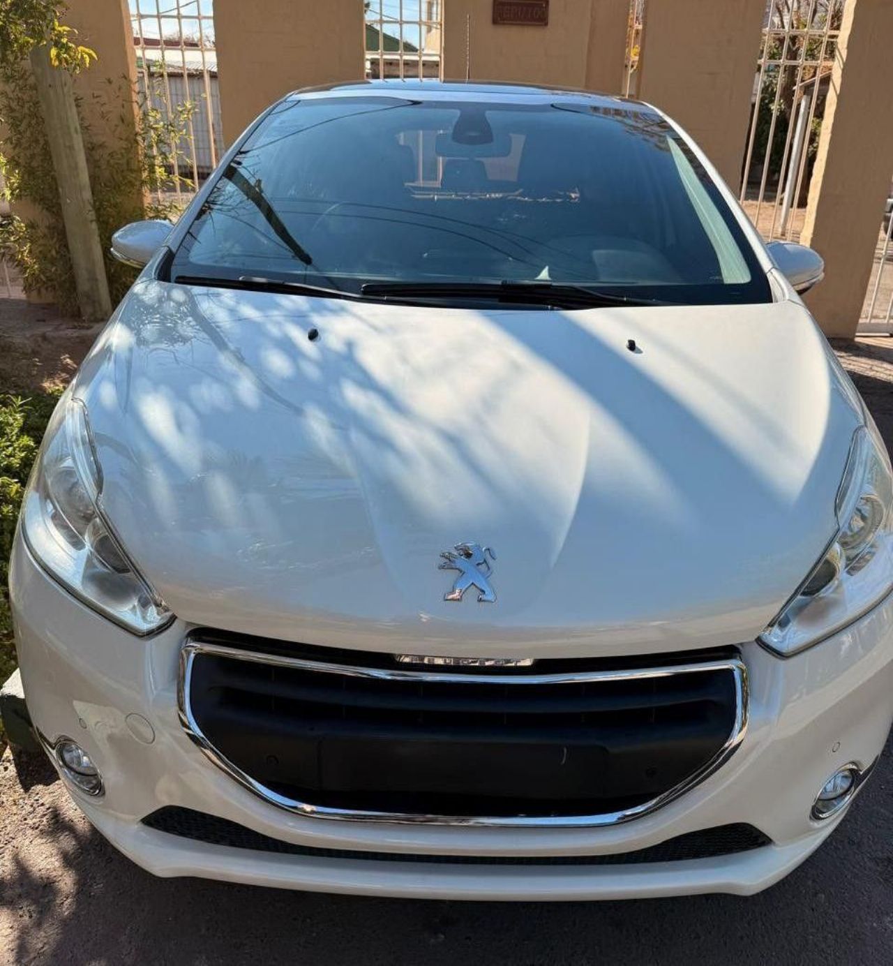 Peugeot 208 Usado en Mendoza, deRuedas