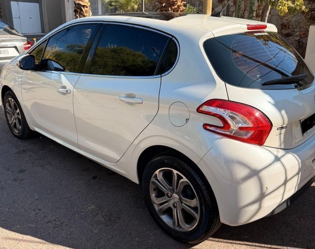Peugeot 208 Usado en Mendoza, deRuedas