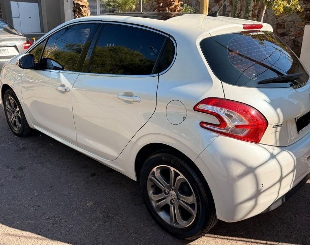 Peugeot 208 Usado en Mendoza, deRuedas