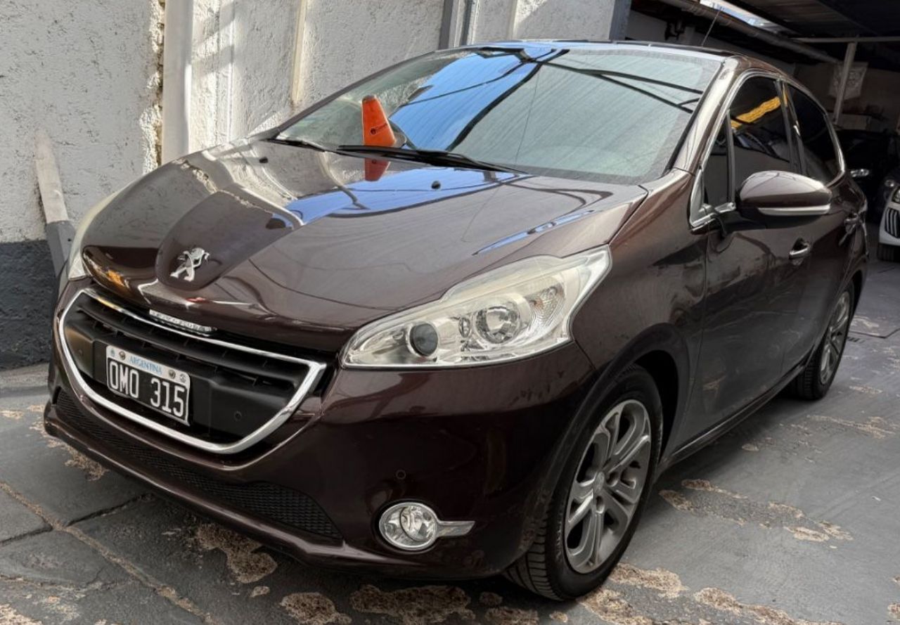 Peugeot 208 Usado Financiado en Mendoza, deRuedas
