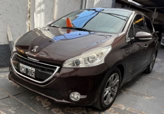 Peugeot 208 Usado en Mendoza Financiado