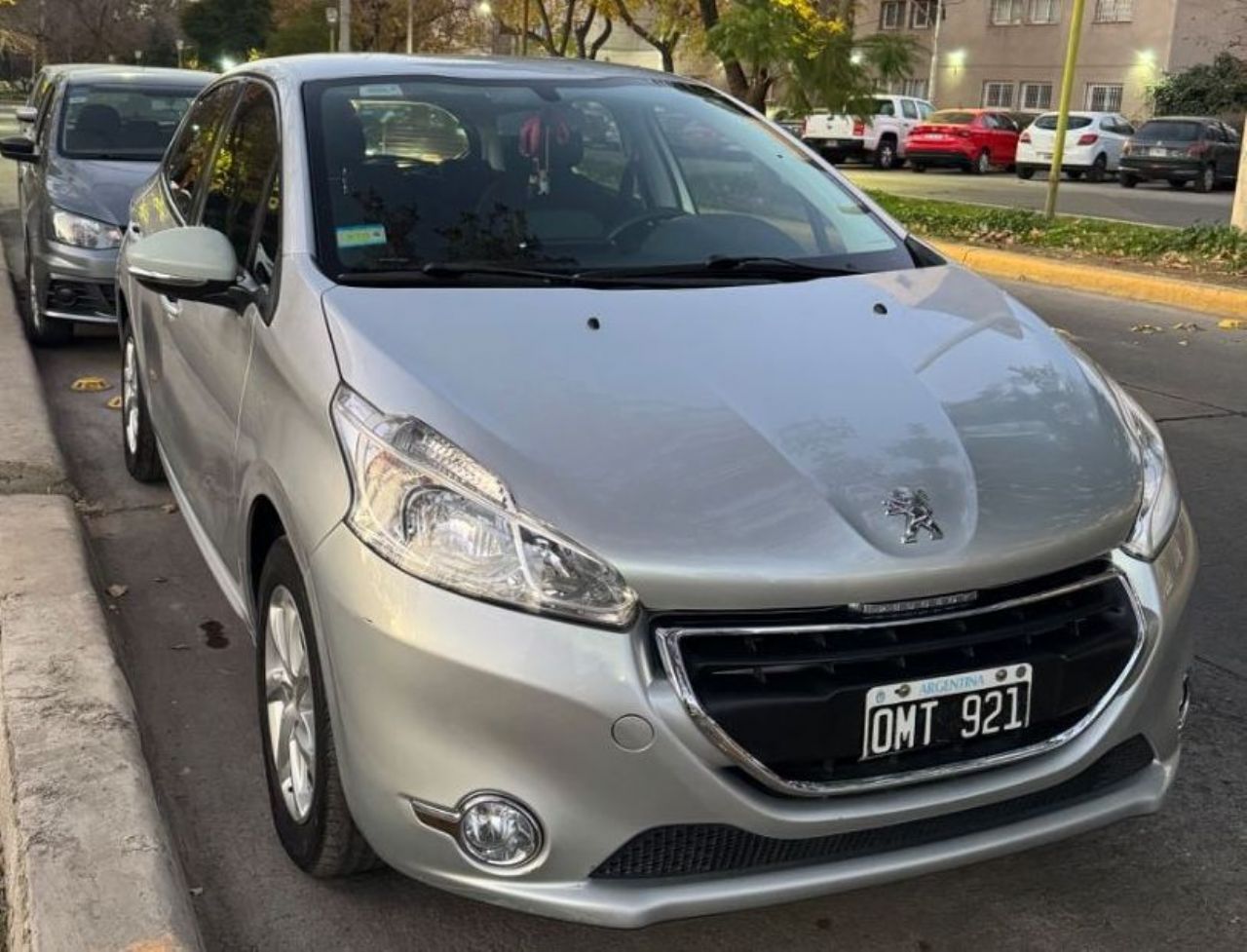 Peugeot 208 Usado en Mendoza, deRuedas