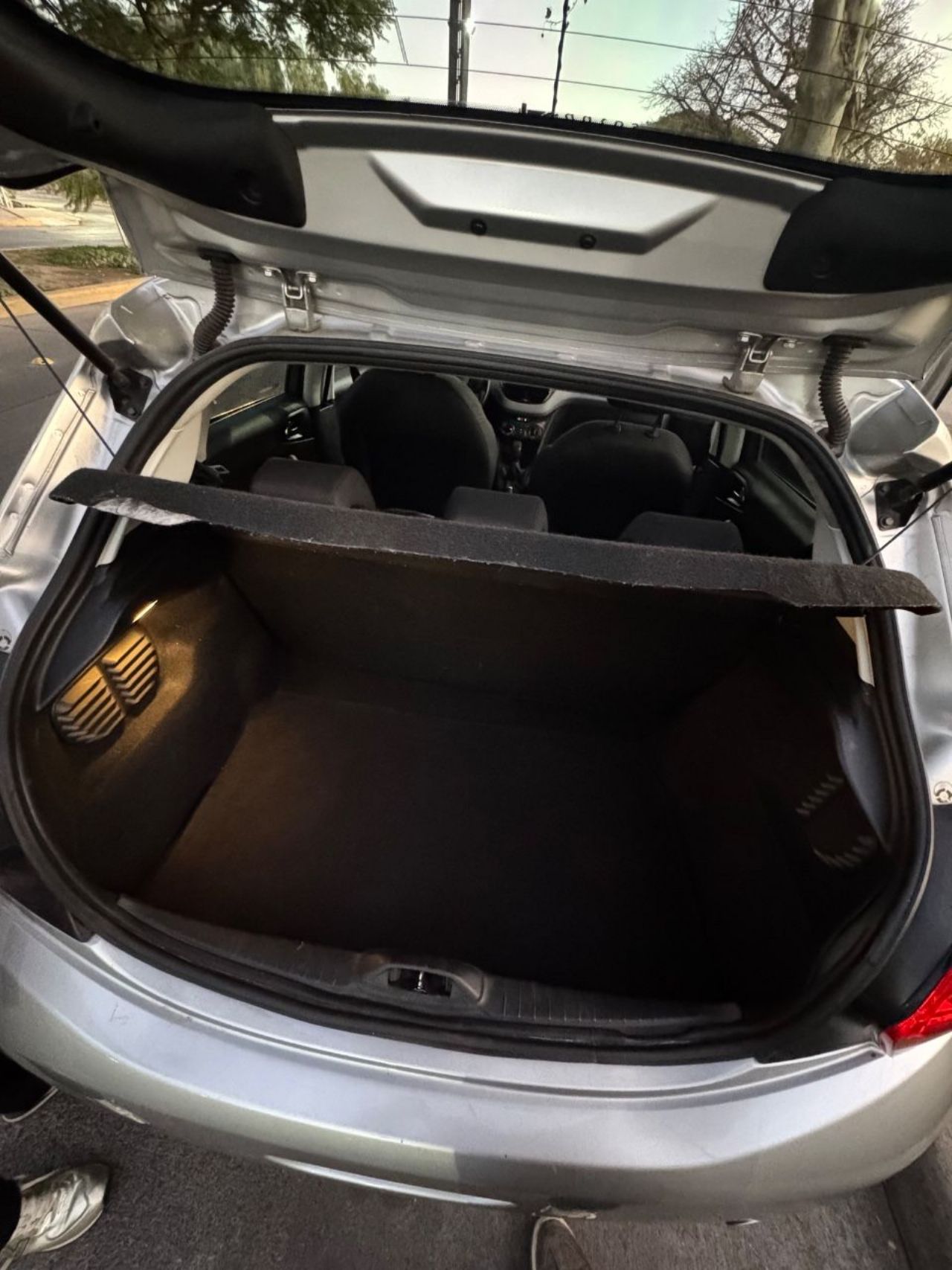 Peugeot 208 Usado en Mendoza, deRuedas