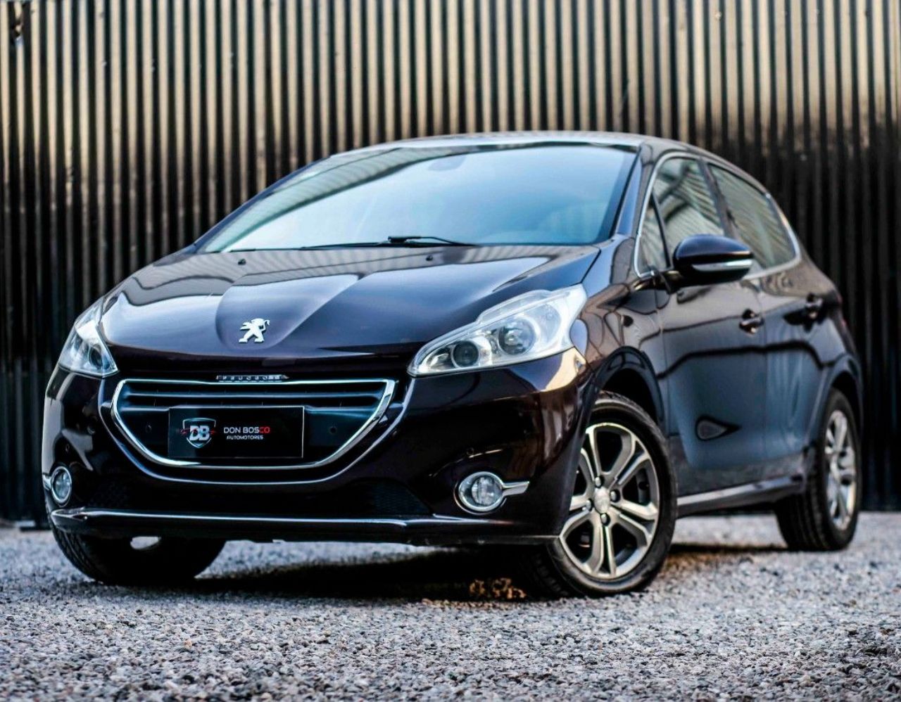 Peugeot 208 Usado Financiado en Córdoba, deRuedas