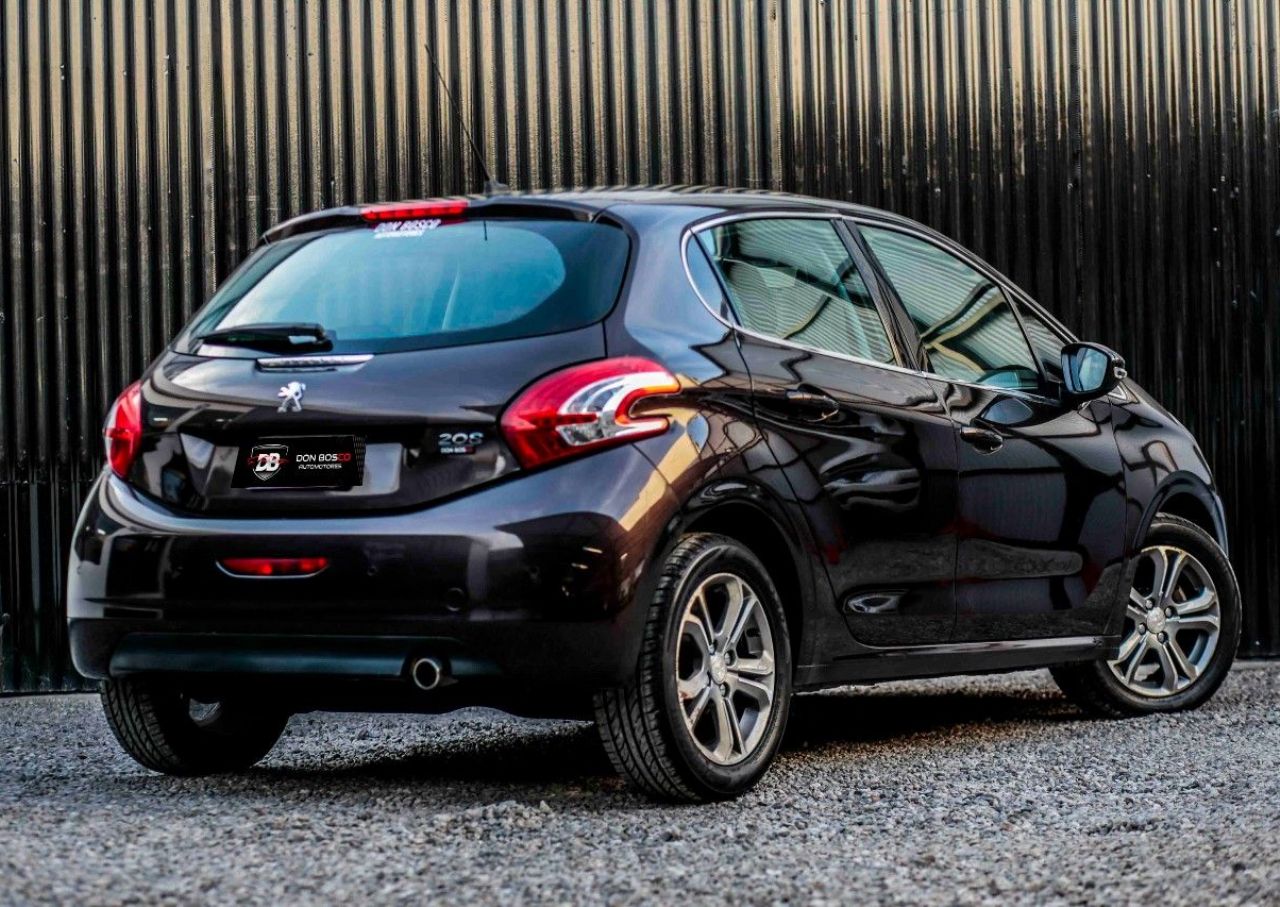 Peugeot 208 Usado Financiado en Córdoba, deRuedas