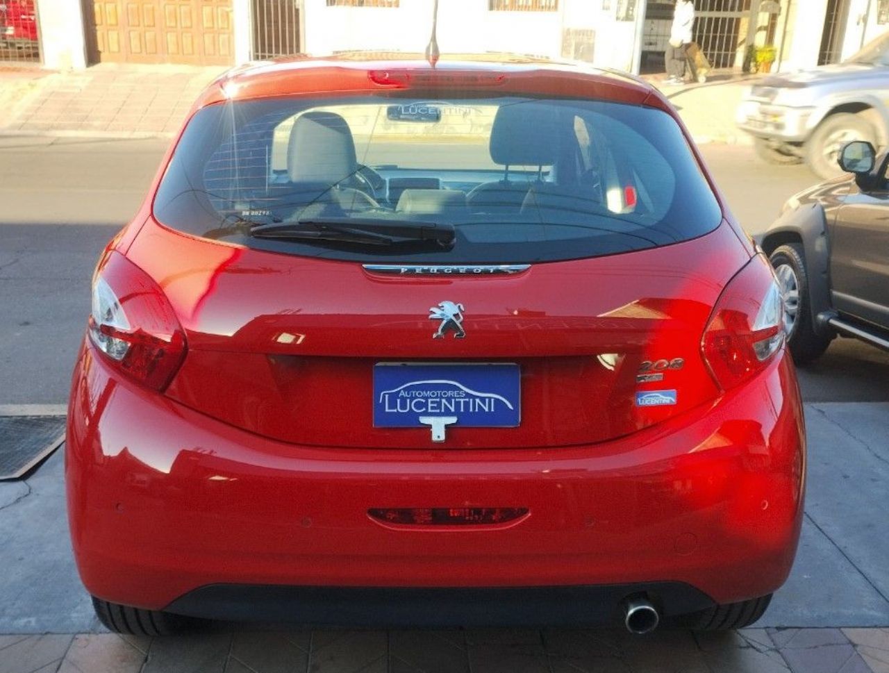 Peugeot 208 Usado Financiado en Mendoza, deRuedas