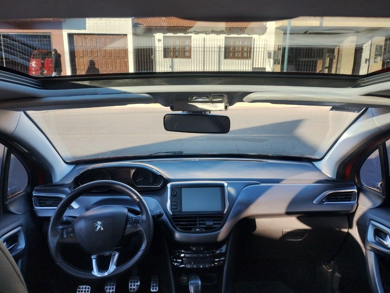 Peugeot 208 Usado Financiado en Mendoza, deRuedas