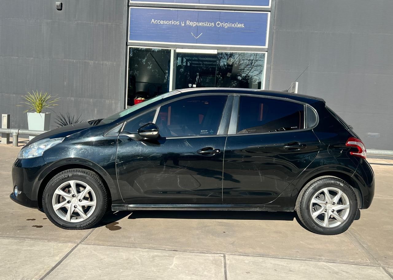 Peugeot 208 Usado en Mendoza, deRuedas