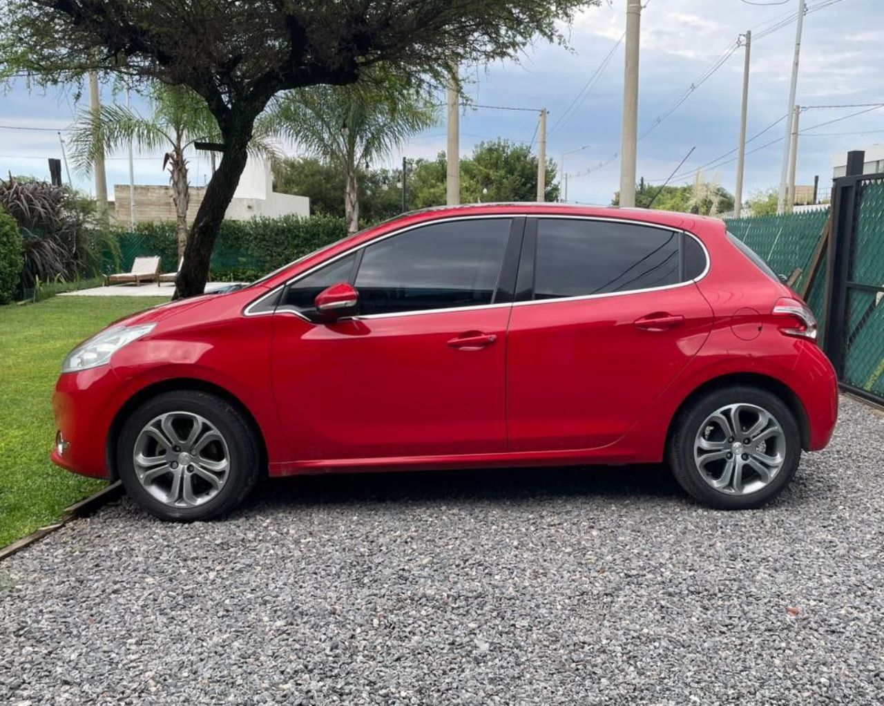 Peugeot 208 Usado Financiado en Córdoba, deRuedas