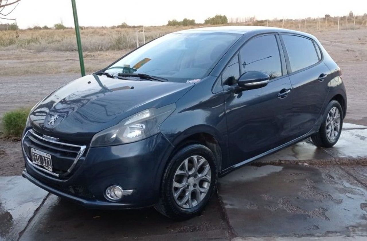 Peugeot 208 Usado en Mendoza, deRuedas