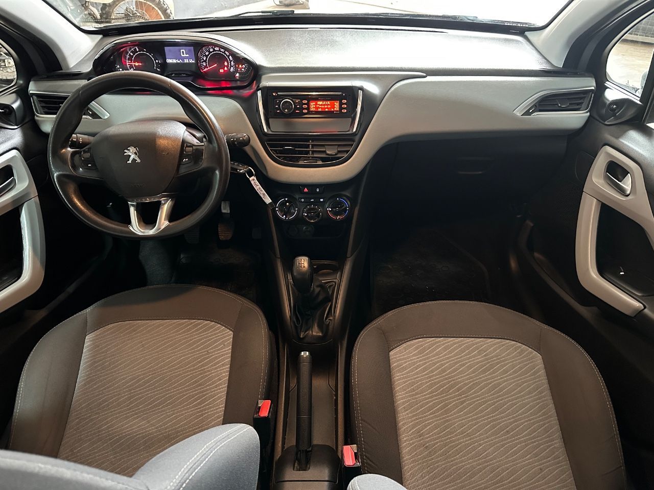 Peugeot 208 Usado Financiado en Mendoza, deRuedas