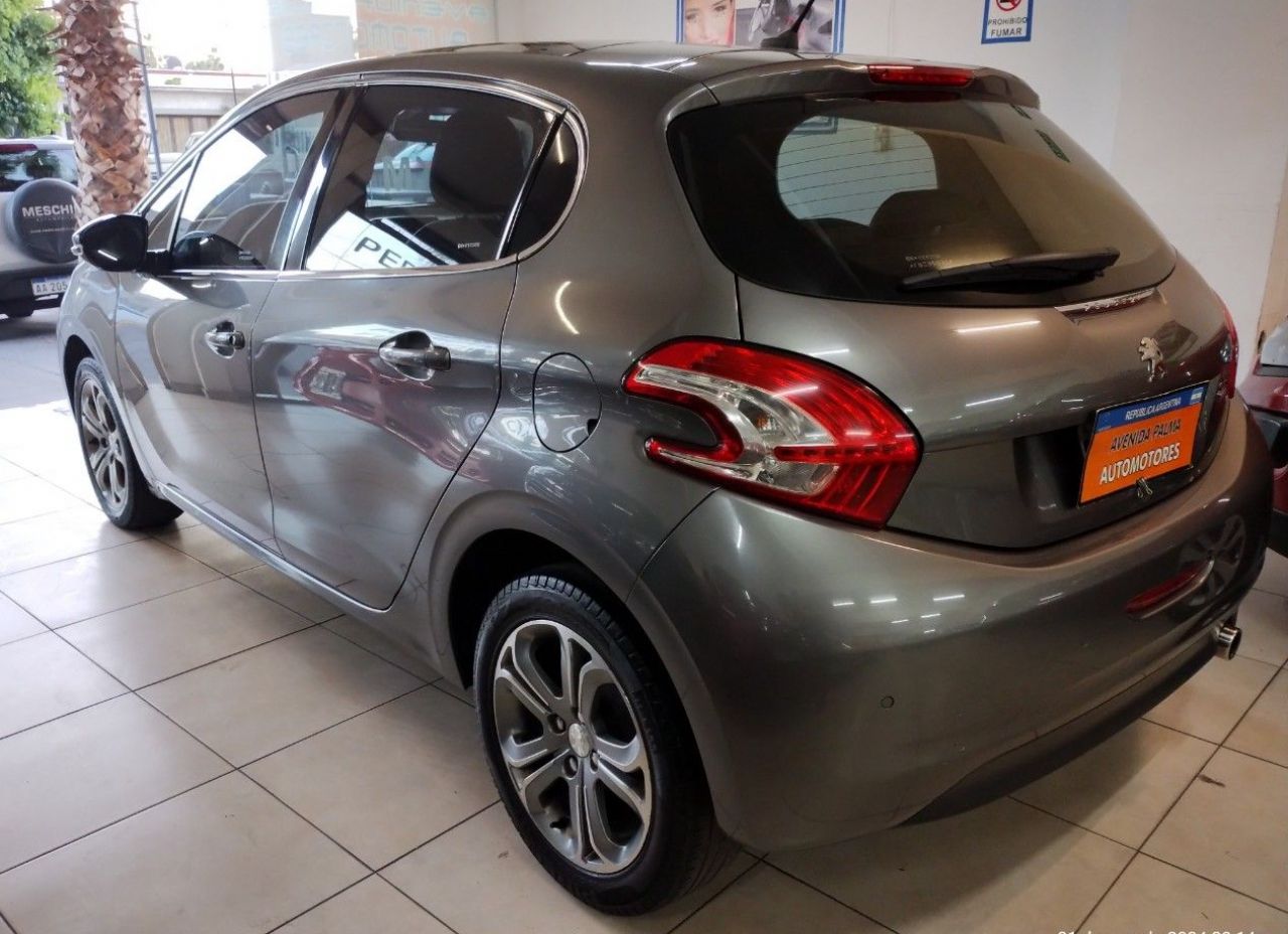 Peugeot 208 Usado Financiado en Mendoza, deRuedas