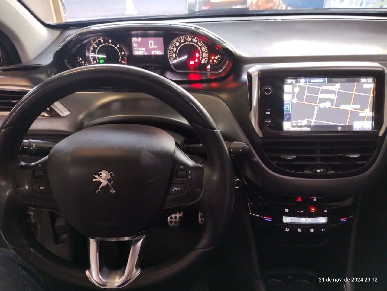 Peugeot 208 Usado Financiado en Mendoza, deRuedas