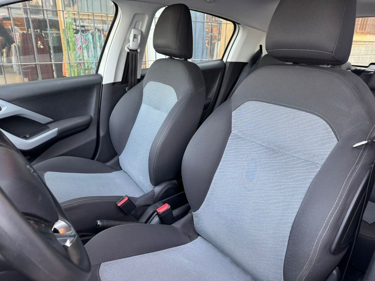 Peugeot 208 Usado Financiado en Córdoba, deRuedas