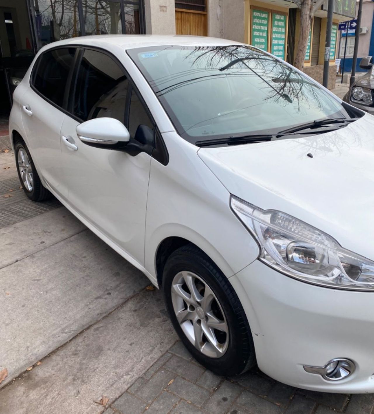 Peugeot 208 Usado en Mendoza, deRuedas