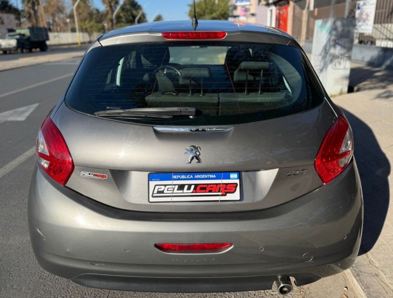 Peugeot 208 Usado Financiado en San Juan, deRuedas