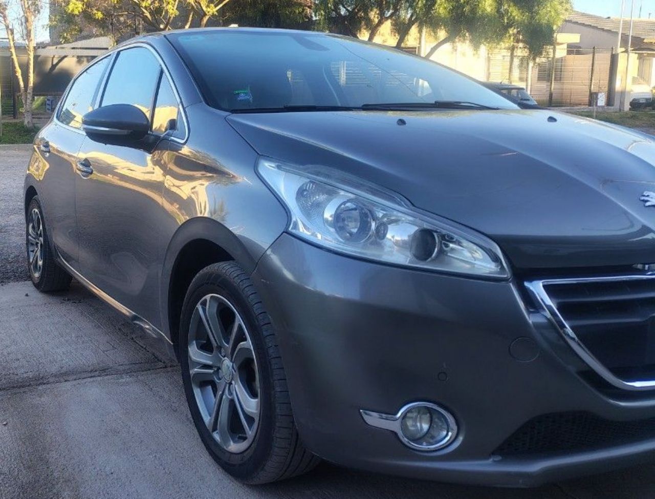 Peugeot 208 Usado en Mendoza, deRuedas