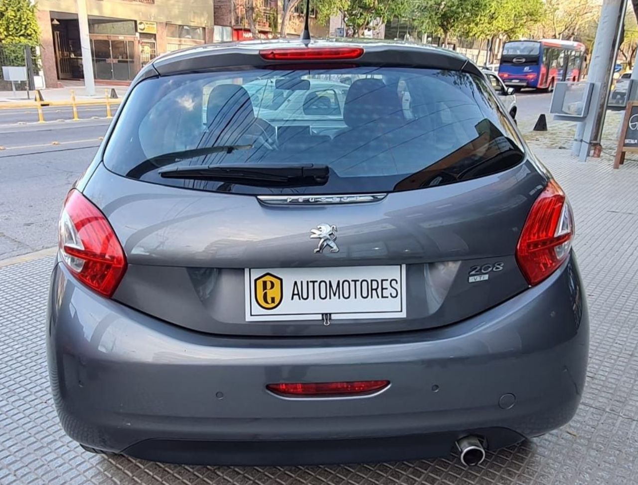 Peugeot 208 Usado en Mendoza, deRuedas